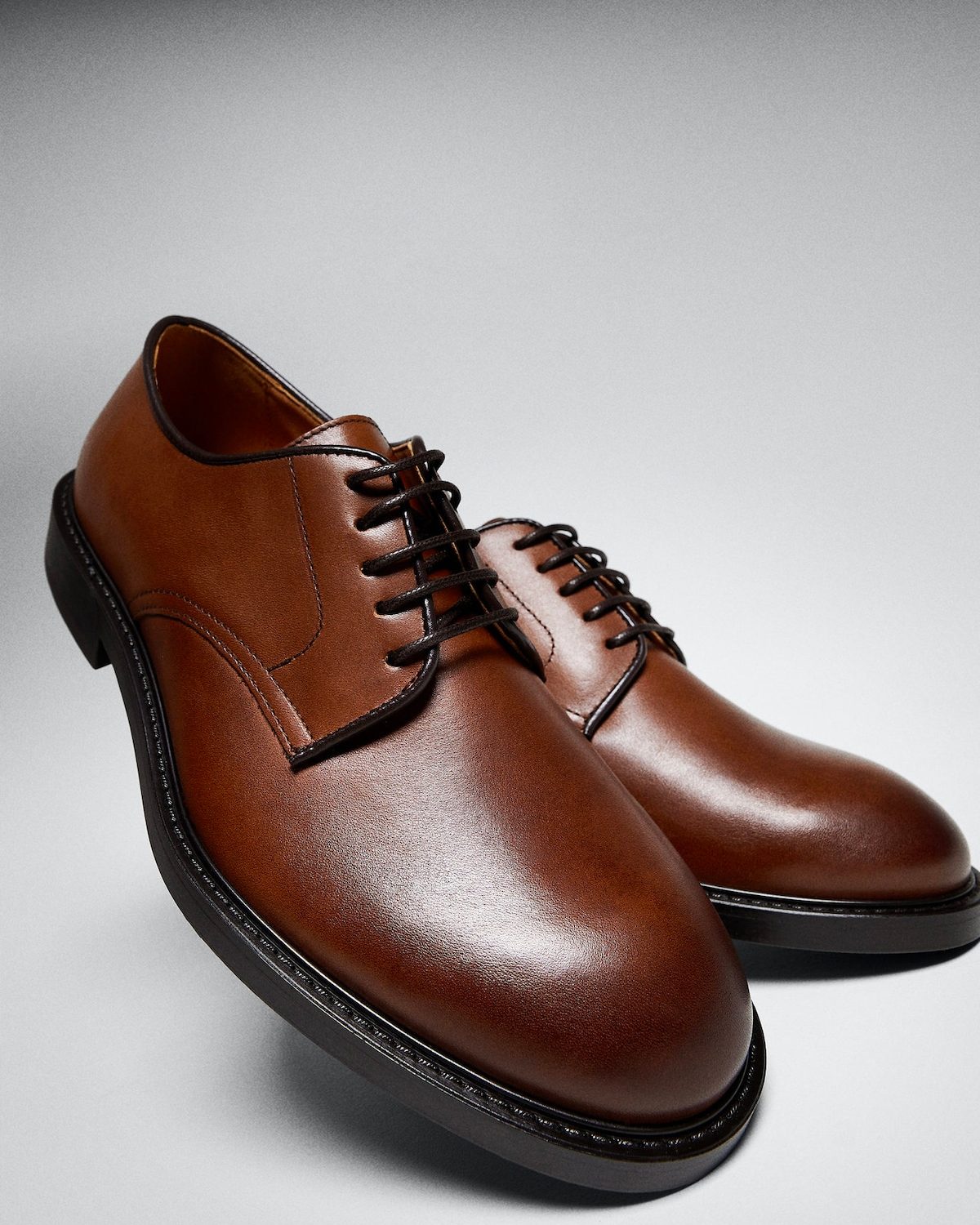 Leather-suit-shoe1.jpg